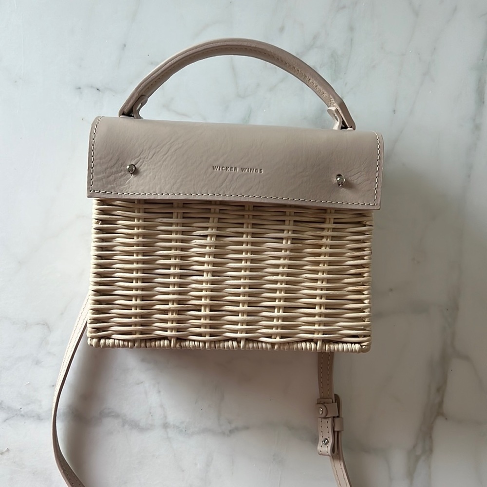 Wicker Wings Kuai NWOT